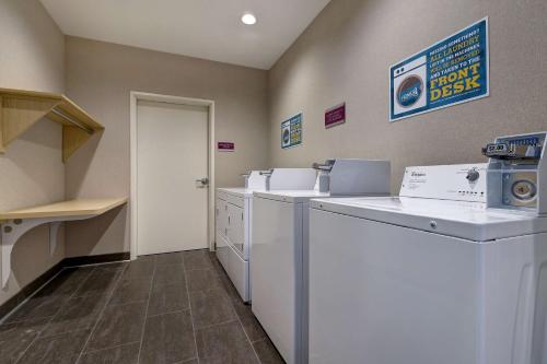 Φωτογραφία από το άλμπουμ του Home2 Suites By Hilton Turlock, Ca σε Turlock