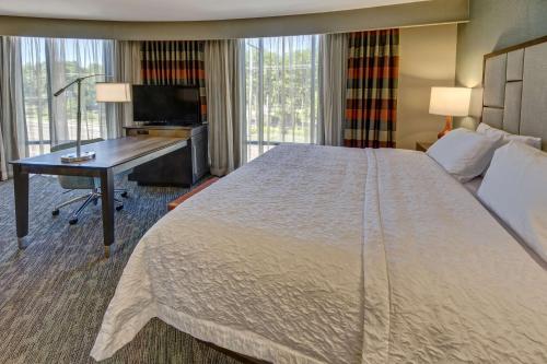 Hampton Inn & Suites Memphis Germantown Image