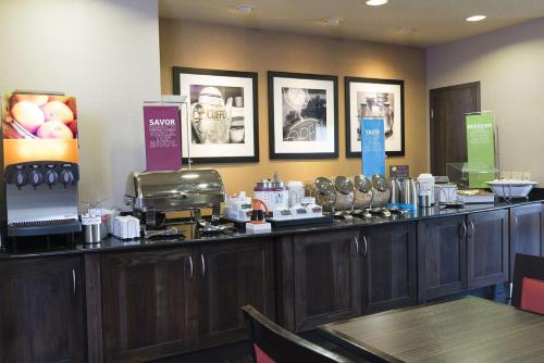 Παροχές για τσάι/καφέ στο Hampton Inn Mount Pleasant