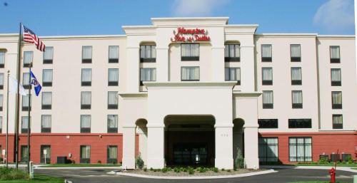 Hampton Inn & Suites Lino Lakes – Photos 2