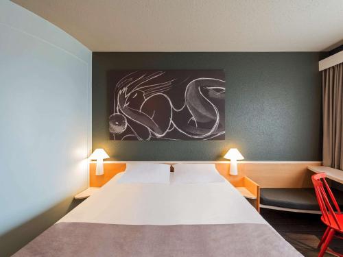 ibis Hotel Berlin Spandau Image