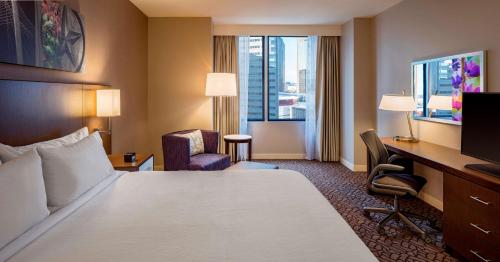 Hilton Garden Inn Downtown Dallas Image