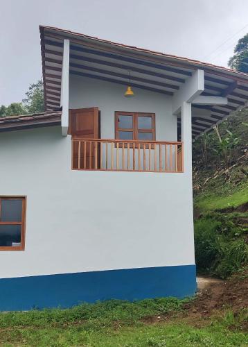 ラグジュアリーテントが所在する建物