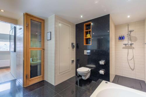 Ένα μπάνιο στο Radisson Blu Hotel, Amsterdam City Center