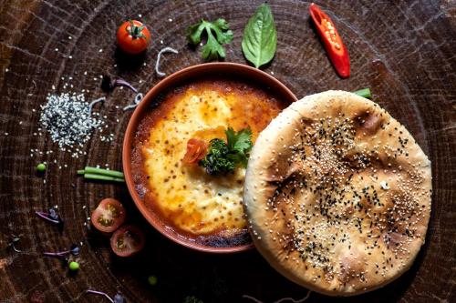 Φαγητό σε αυτό το ξενοδοχείο ή κάπου εκεί κοντά