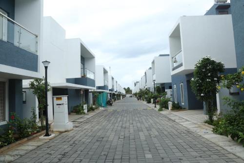 an empty street in an apartment building at The best villa stay- family friendly in Coimbatore
