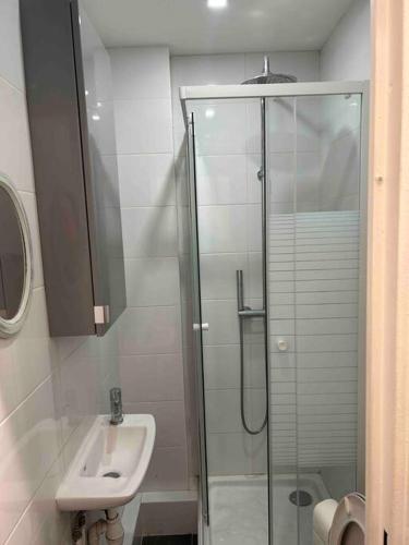 Photo de la galerie de l'établissement Welcome to Paris, à Aubervilliers