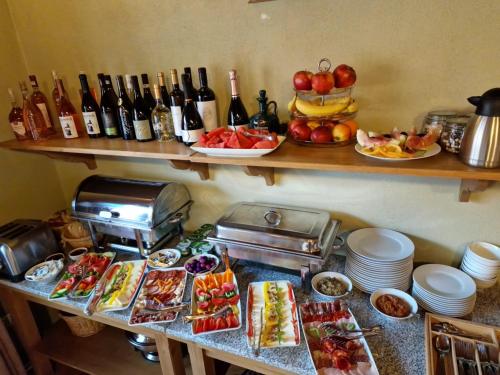 Jídlo v penzionu nebo okolí