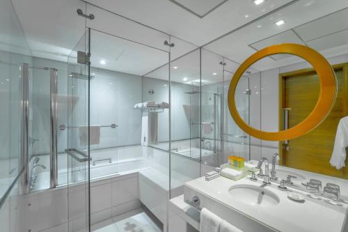 Majestic Premier Hotel Burdubai Image