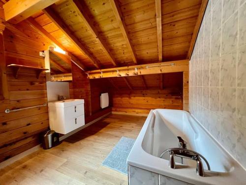 Imagine din galeria proprietății Chalet Verlaine 4* magnifique et authentique în Xonrupt-Longemer