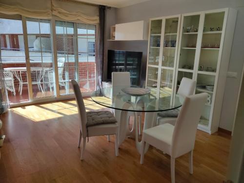 Piso familiar 3 habitaciones 2 baños y plaza de parking