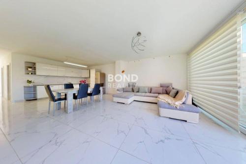 Veľký rodinný dom