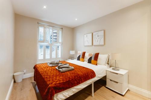 Charming Two-Bedroom Apartment in Kensington
