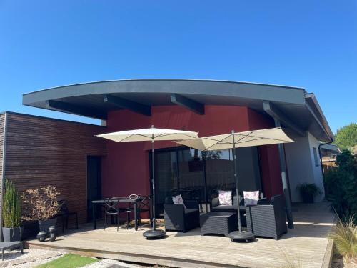 Villa L'espourguit proche de l'océan et de la forêt