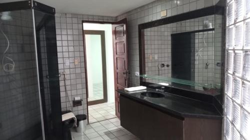 Kylpyhuone majoituspaikassa Pousada Trip Inn Recife