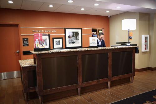 Hampton Inn Union City – Photos 2