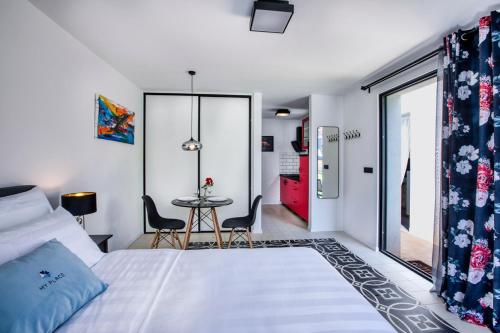 Katil atau katil-katil dalam bilik di My Place Hvar