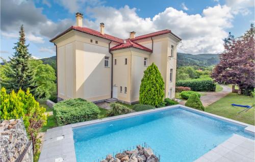 Beautiful Home In Obrov