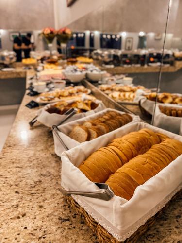 Mad på hotellet eller i nærheden