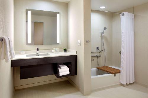 Homewood Suites by Hilton San Diego Downtown/Bayside Image