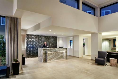 Hilton Garden Inn San Diego Mission Valley/Stadium Image