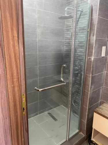 Ένα μπάνιο στο Oxygen Condo