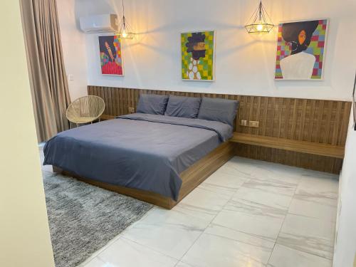 Ένα ή περισσότερα κρεβάτια σε δωμάτιο στο Oxygen Condo