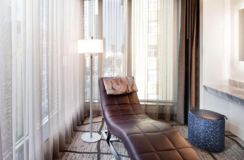 The Charter Hotel Seattle, Curio Collection By Hilton Image