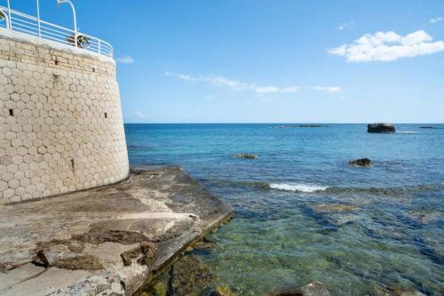 Casa sul mare con discesa privata