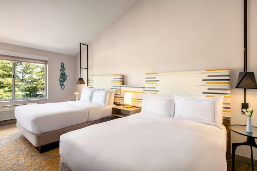DoubleTree by Hilton Campbell - Pruneyard Plaza Image
