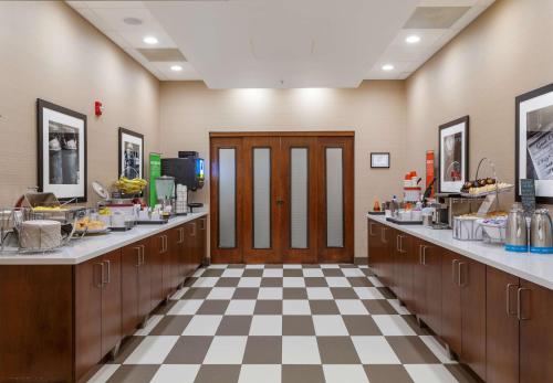 Hampton Inn Salt Lake City Downtown Image