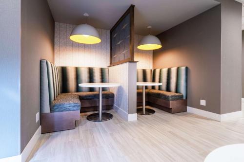 Hampton Inn & Suites Santa Maria – Photos 3