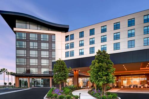 a rendering of the front of a building at Home2 Suites By Hilton Anaheim Resort in Anaheim