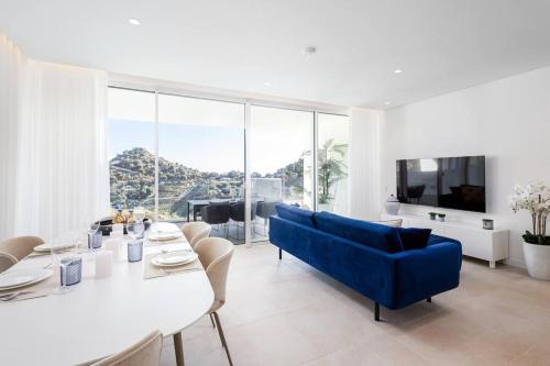 Stunning 2 bedroom Palo Alto, pool + gym RDR304