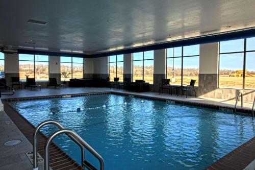 Πισίνα στο ή κοντά στο Hampton Inn West Plains