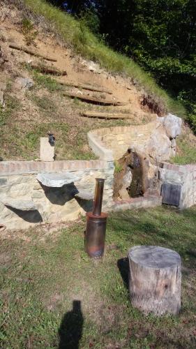 Taman di luar LaGaressina suite Anna - Jacuzzi & Spa