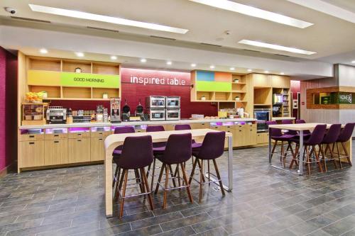 Εστιατόριο ή άλλο μέρος για φαγητό στο Home2 Suites By Hilton Edmonton South