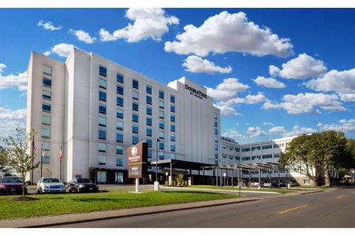 El edificio en el que está el hotel