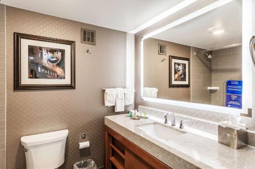 DoubleTree by Hilton Memphis Image