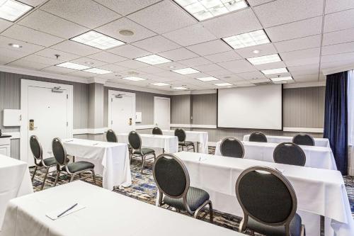 Espace de conférence ou salle de réunion dans l'établissement DoubleTree by Hilton Memphis