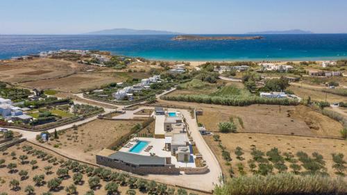Nuovo Paros-Property of 2 sustainable luxury beach villas