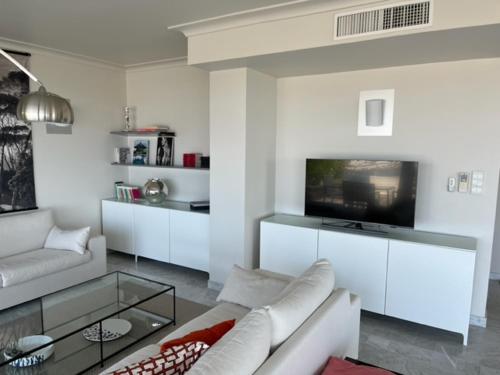 Penthouse Cannes 100m2 avec 2 suites et terrasse 80m2