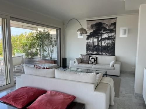 Penthouse Cannes 100m2 avec 2 suites et terrasse 80m2