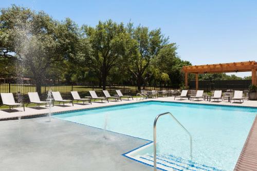 Embassy Suites San Antonio Brooks City Base Hotel & Spa Image