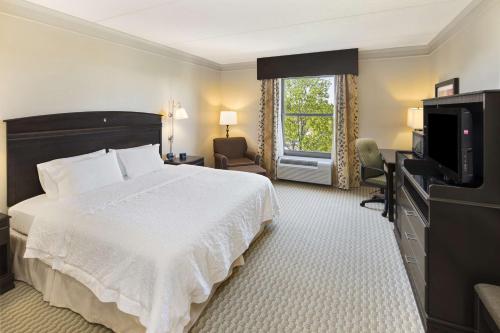 Ένα ή περισσότερα κρεβάτια σε δωμάτιο στο Hampton Inn Columbia I-20-Clemson Road