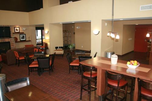 Hampton Inn & Suites Aberdeen – Photos 5