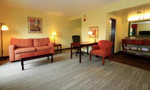 Χώρος καθιστικού στο Hampton Inn and Suites of Lamar