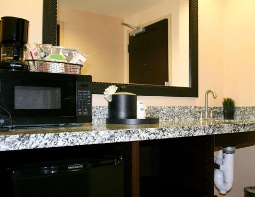 Hampton Inn & Suites Salt Lake City-University/Foothill Drive Image