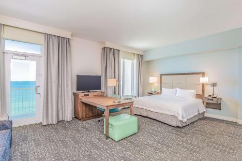 Hampton Inn & Suites Panama City Beach-Beachfront photo 74