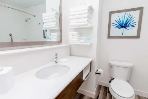 Hampton Inn & Suites Panama City Beach-Beachfront photo 47